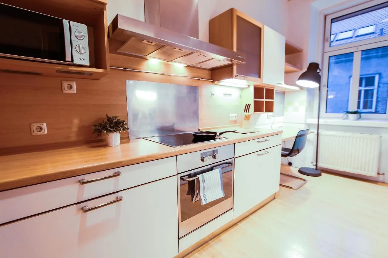 Apartment Erdberg I Contactless Check-In Vienna