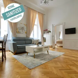 apt-luxury-by-hi5-havas-street.inbudapesthotels.com/