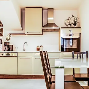 Wohnen Im Herzen Von Budget Apartment