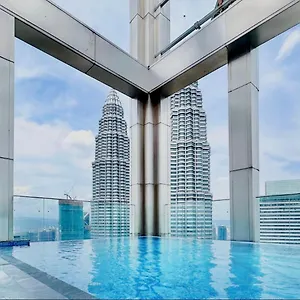 Tropicana Klcc @ Roof Top Swimming Pool , Kuala Lumpur Malasia