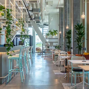  Apartman District Living