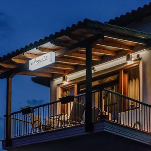 armonia-lux-studios.hotelschalkidiki.net/