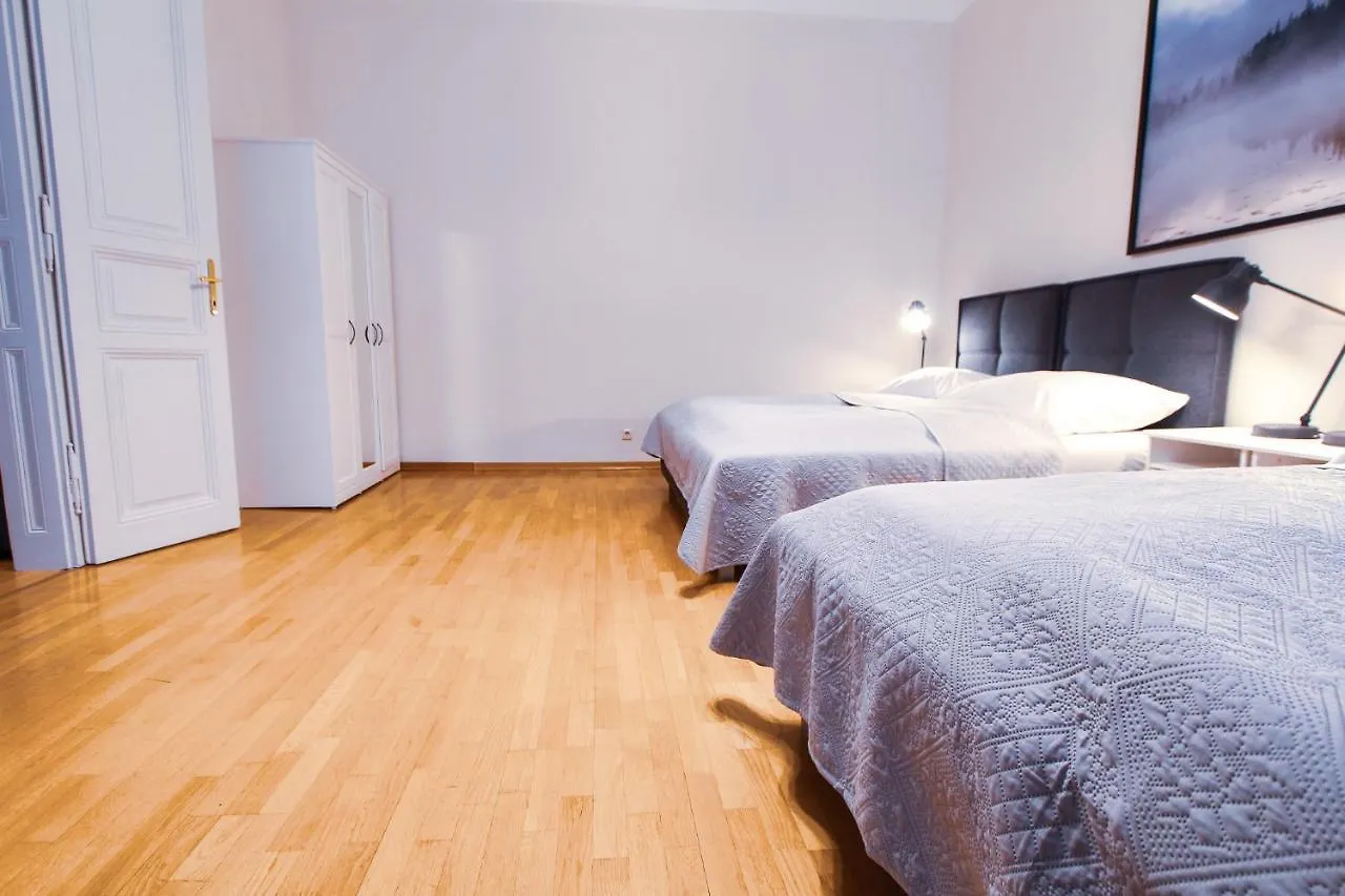 Apartment Erdberg I Contactless Check-In Viena