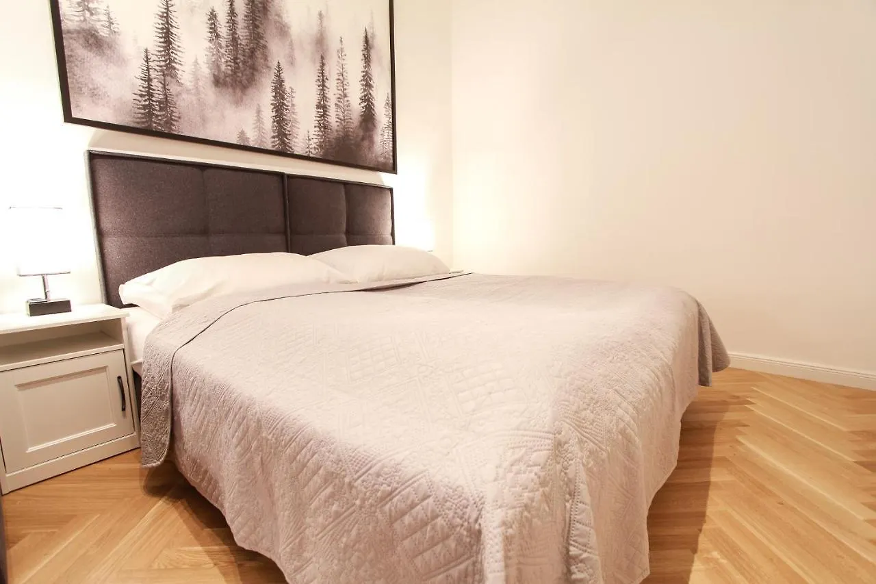 Apartment Erdberg I Contactless Check-In Viena