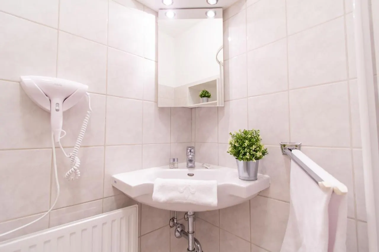 Apartment Erdberg I Contactless Check-In Viena