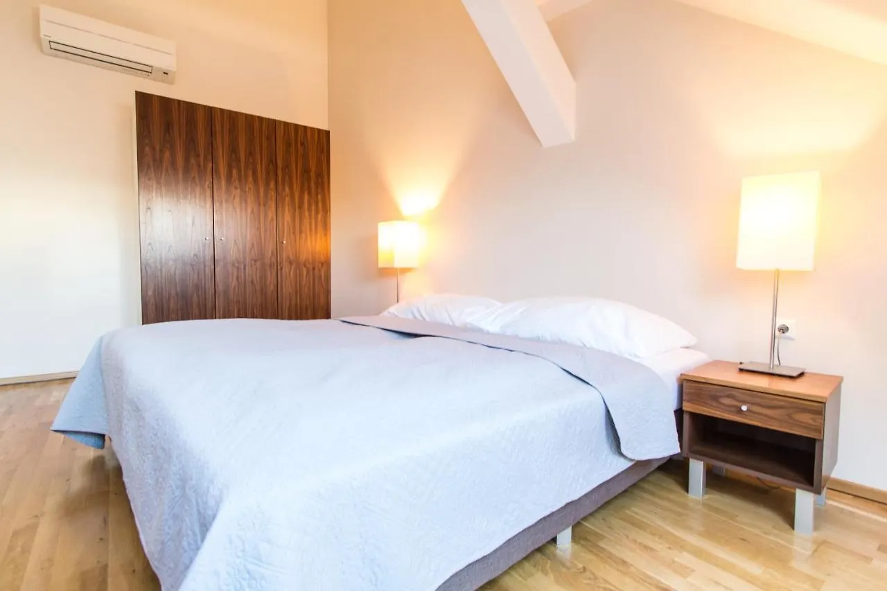 Apartment Erdberg I Contactless Check-In Viena