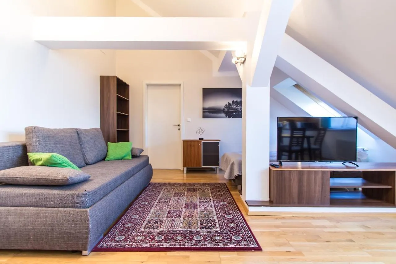 Apartment Erdberg I Contactless Check-In Viena