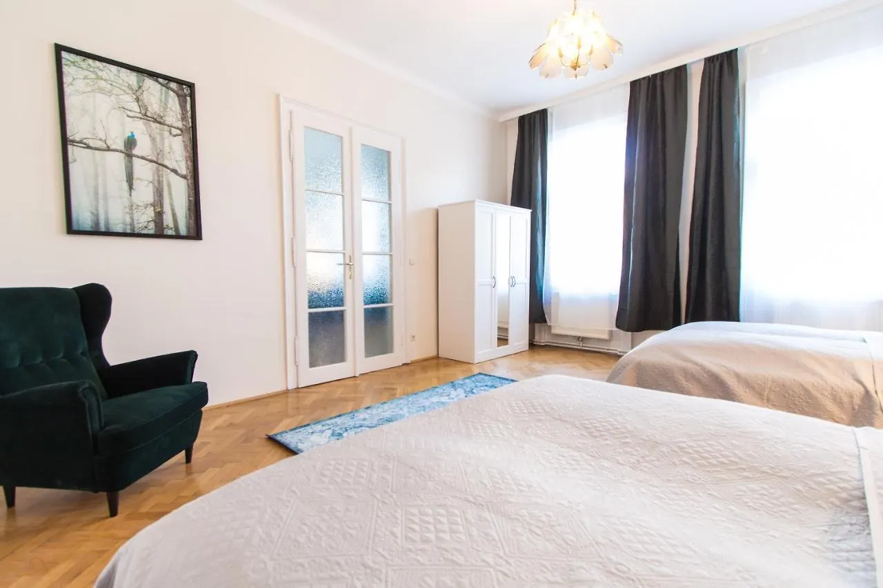 Apartment Erdberg I Contactless Check-In Viena